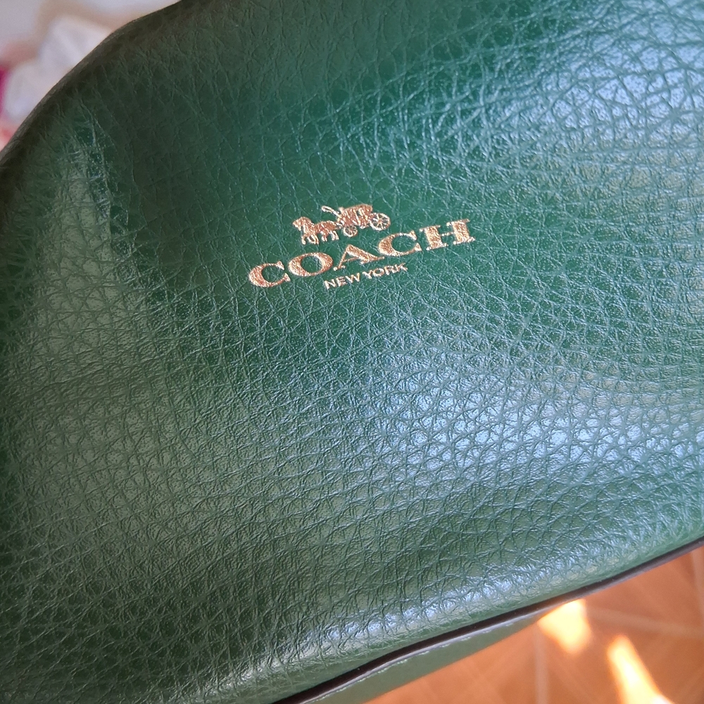 Coach Dark Green Leather Tote with Gold Tag - Picture 5 of 14